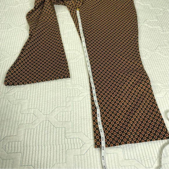 Cabi Dandy Kick Flare Crop High Rise Pants #4689 Size L Pull On Medallion Floral - Picture 11 of 14